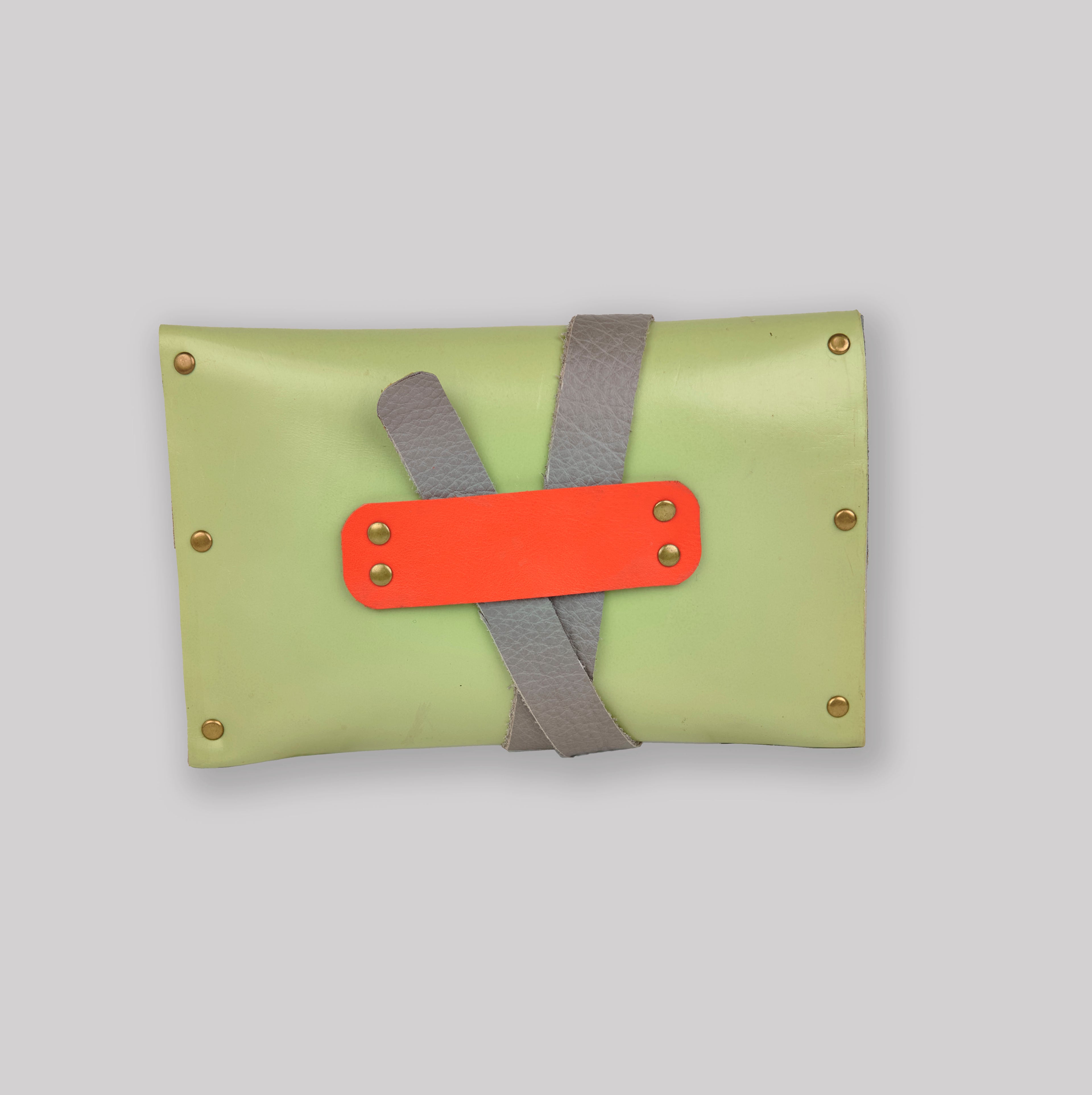 GREEN LEATHER CLUTCH