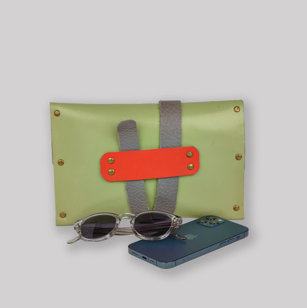 GREEN LEATHER CLUTCH